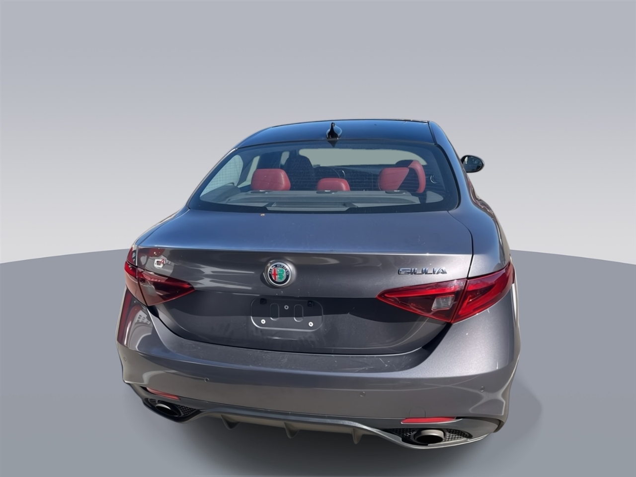 Alfa Romeo Giulia  2018 Alfa Romeo Giulia  2018