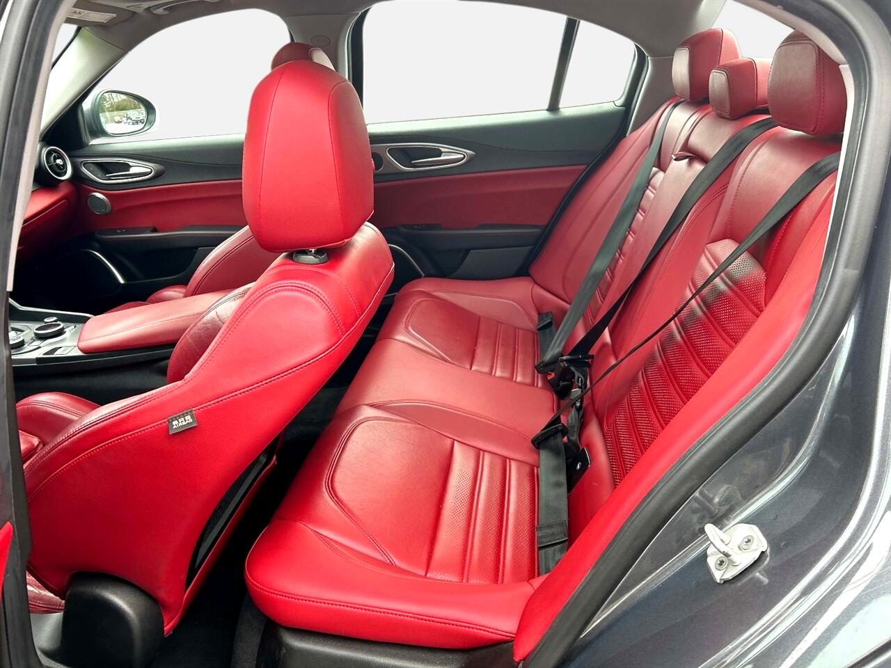 Alfa Romeo Giulia  2018