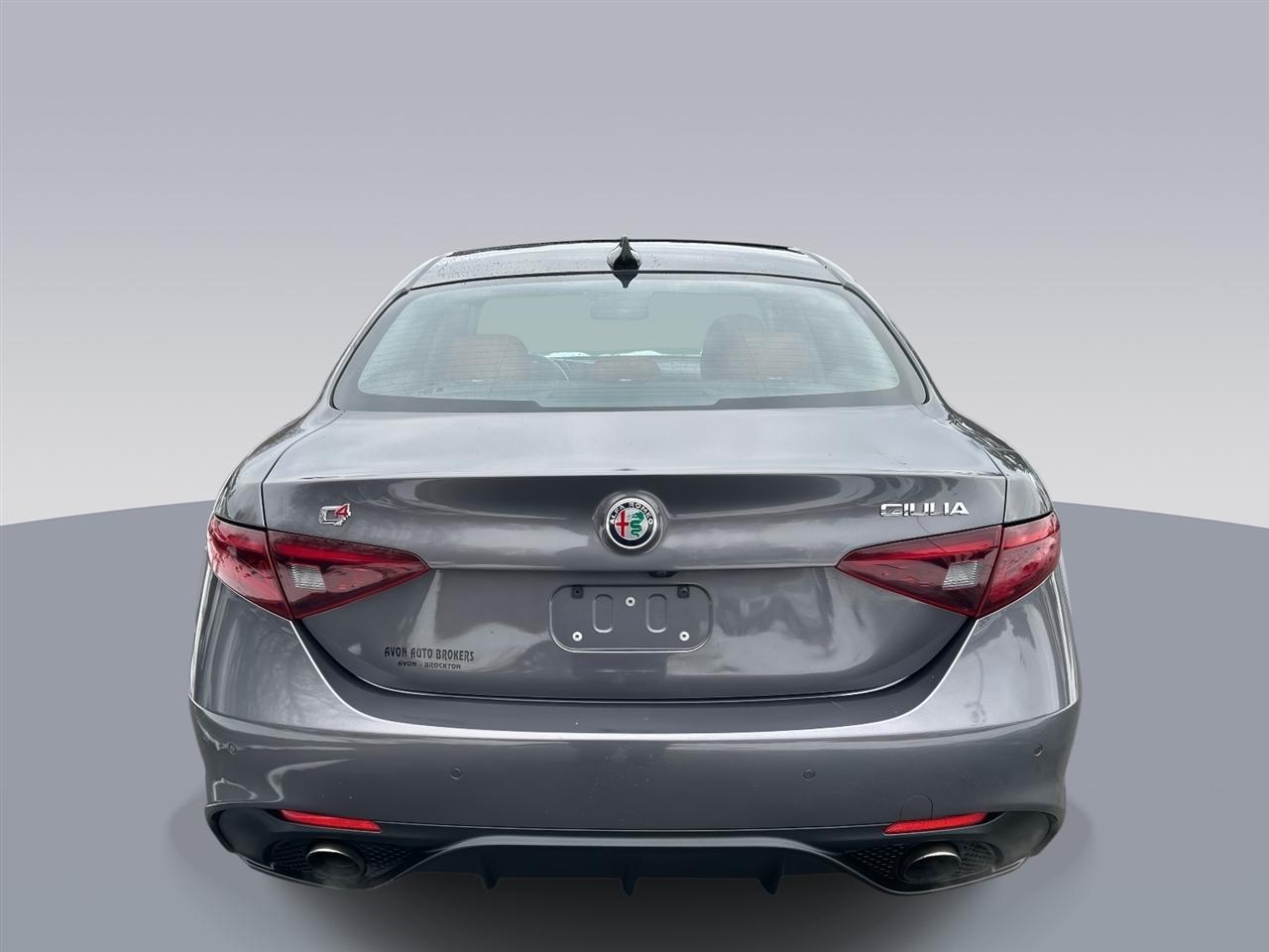 Alfa Romeo Giulia  2018