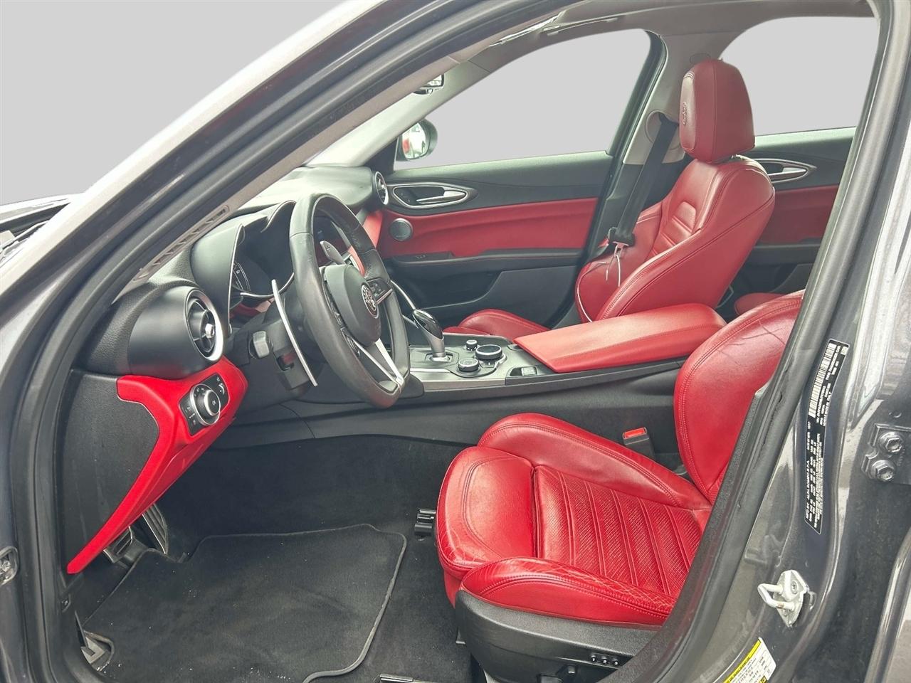 Alfa Romeo Giulia  2018