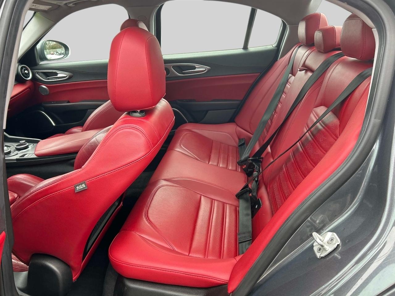 Alfa Romeo Giulia  2018