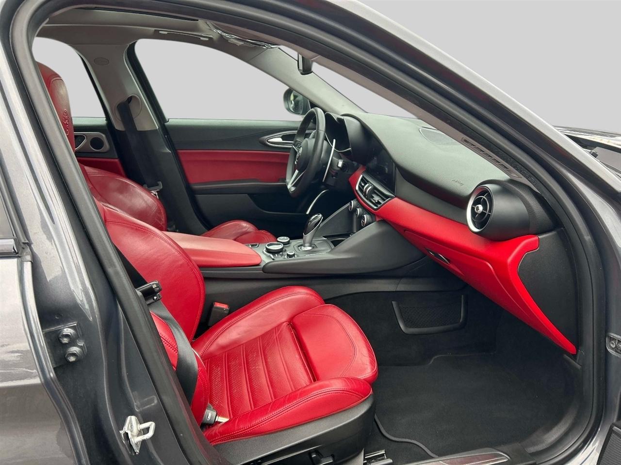 Alfa Romeo Giulia  2018