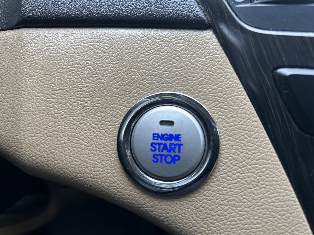 Hyundai Sonata  2013 Hyundai Sonata  2013