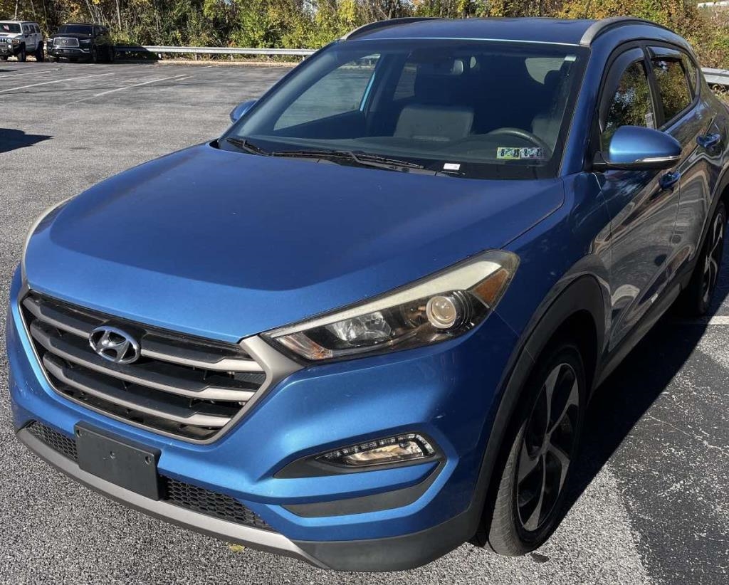 2016 Hyundai Tucson AWD 4dr Sport