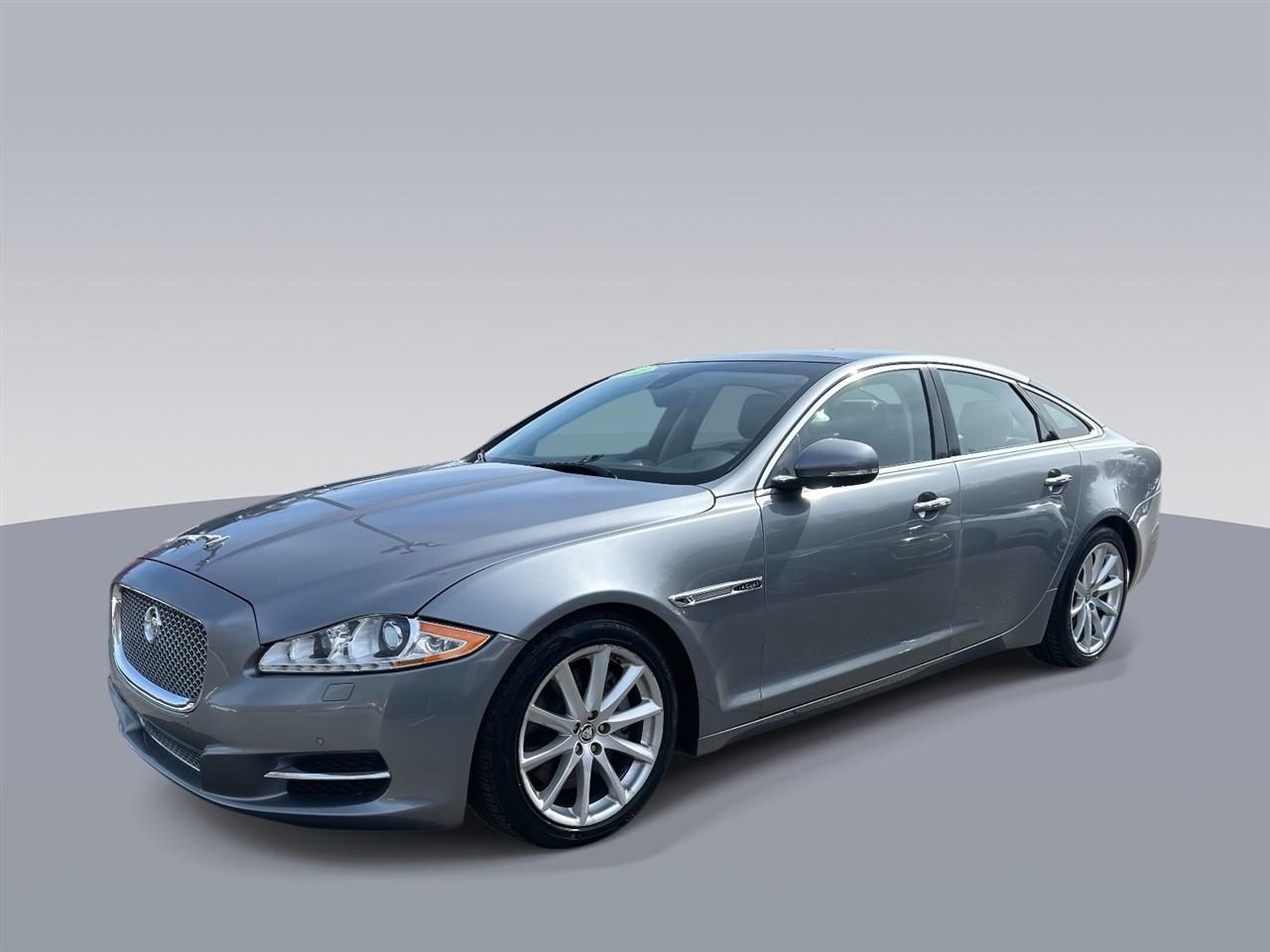 Jaguar XJ-Series  2012