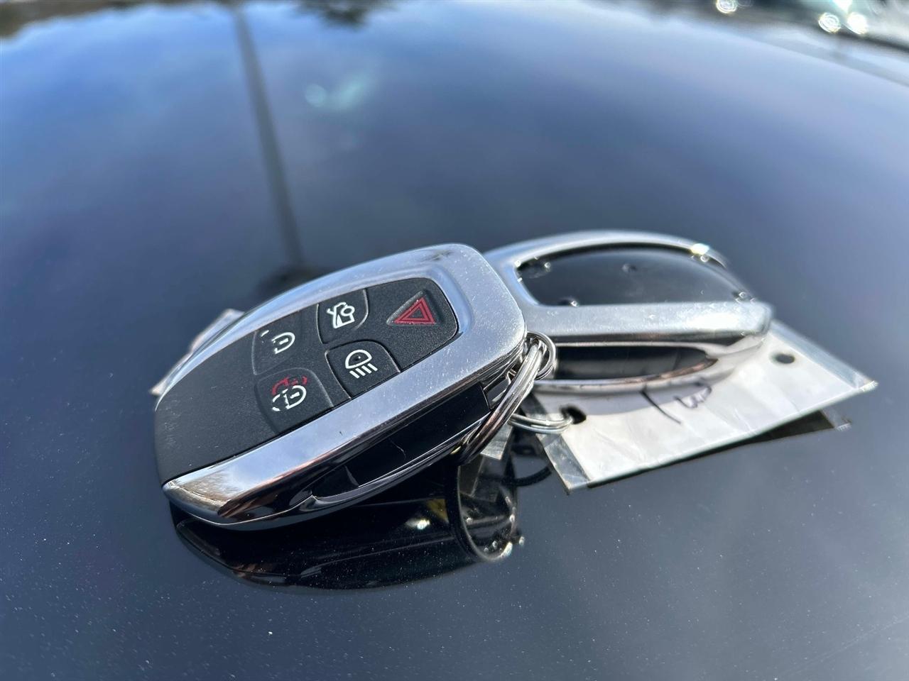 Jaguar XJ-Series  2012