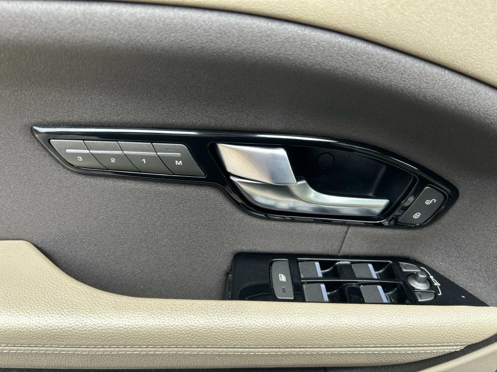 Land Rover Range Rover Evoque  2019