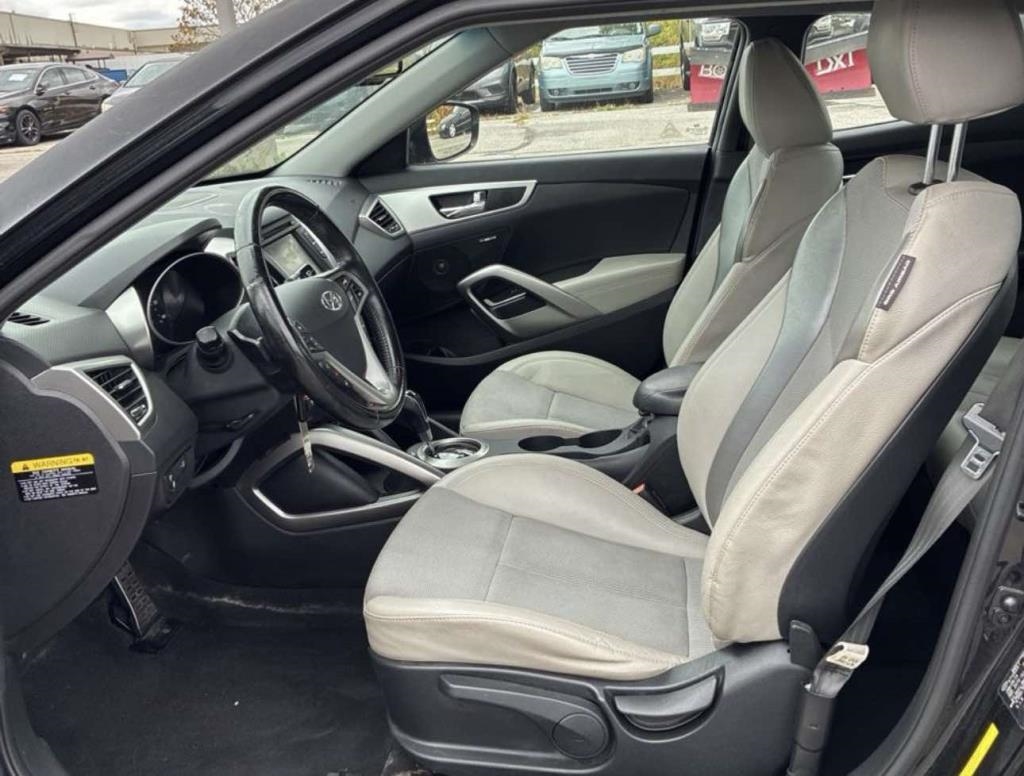 Hyundai Veloster  2014 Hyundai Veloster  2014