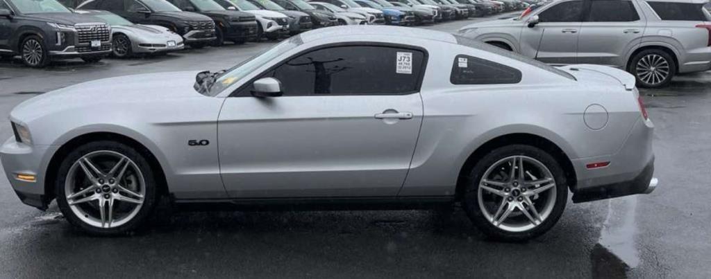 Ford Mustang 2dr Cpe GT 2012