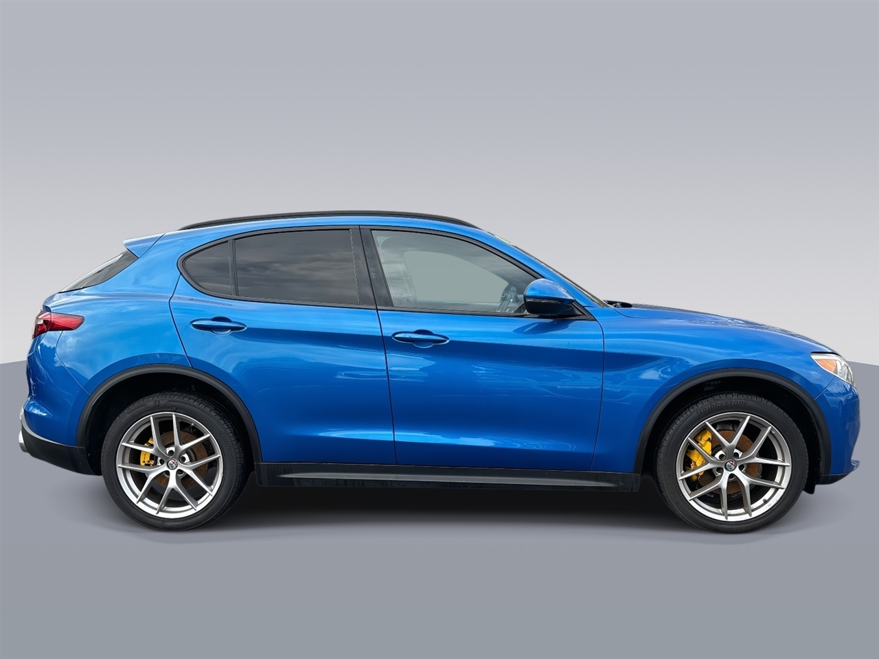 Alfa Romeo Stelvio  2018