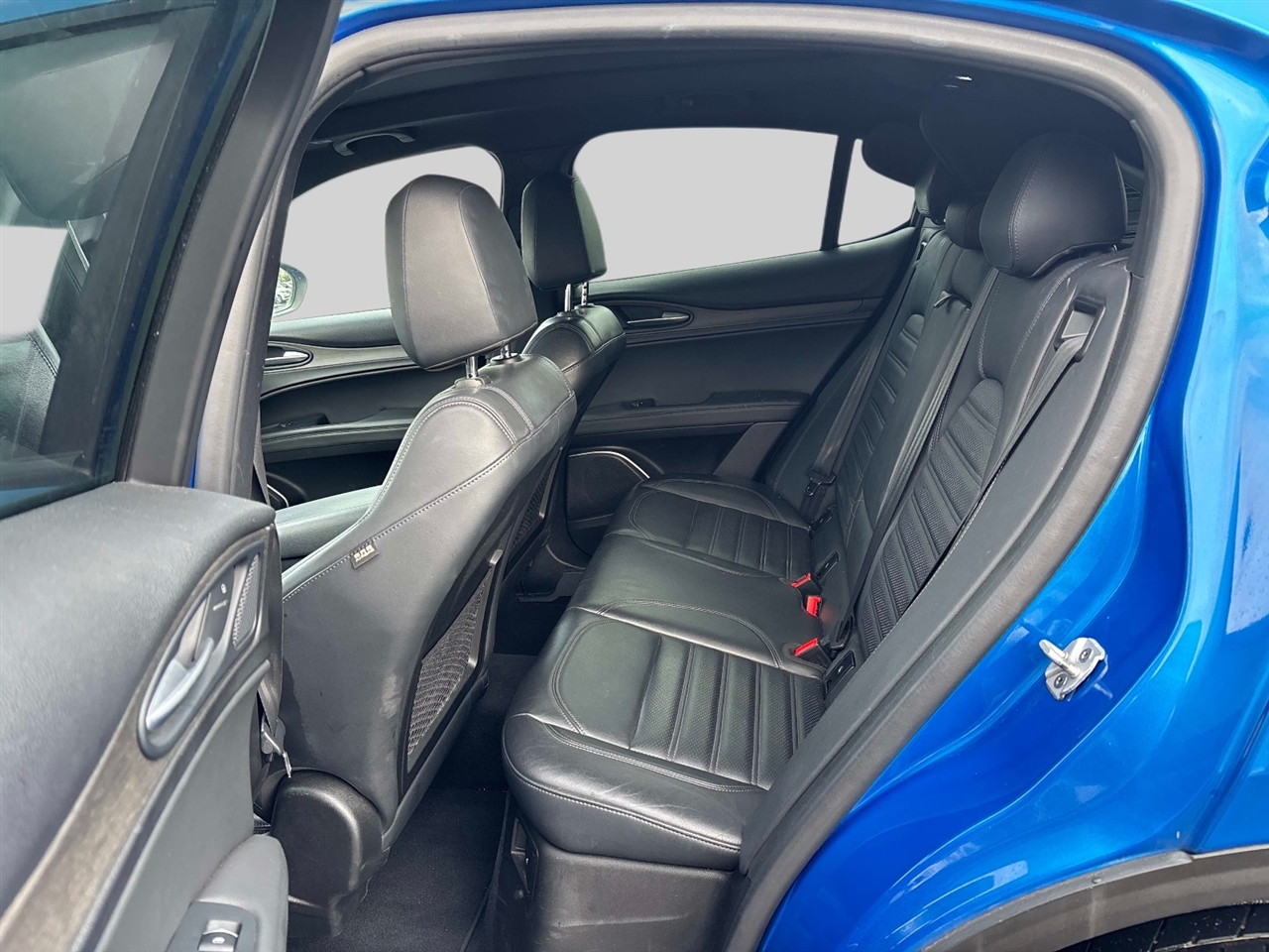 Alfa Romeo Stelvio  2018