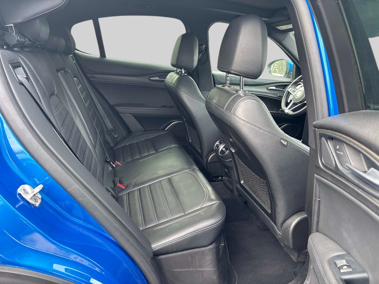 Alfa Romeo Stelvio  2018