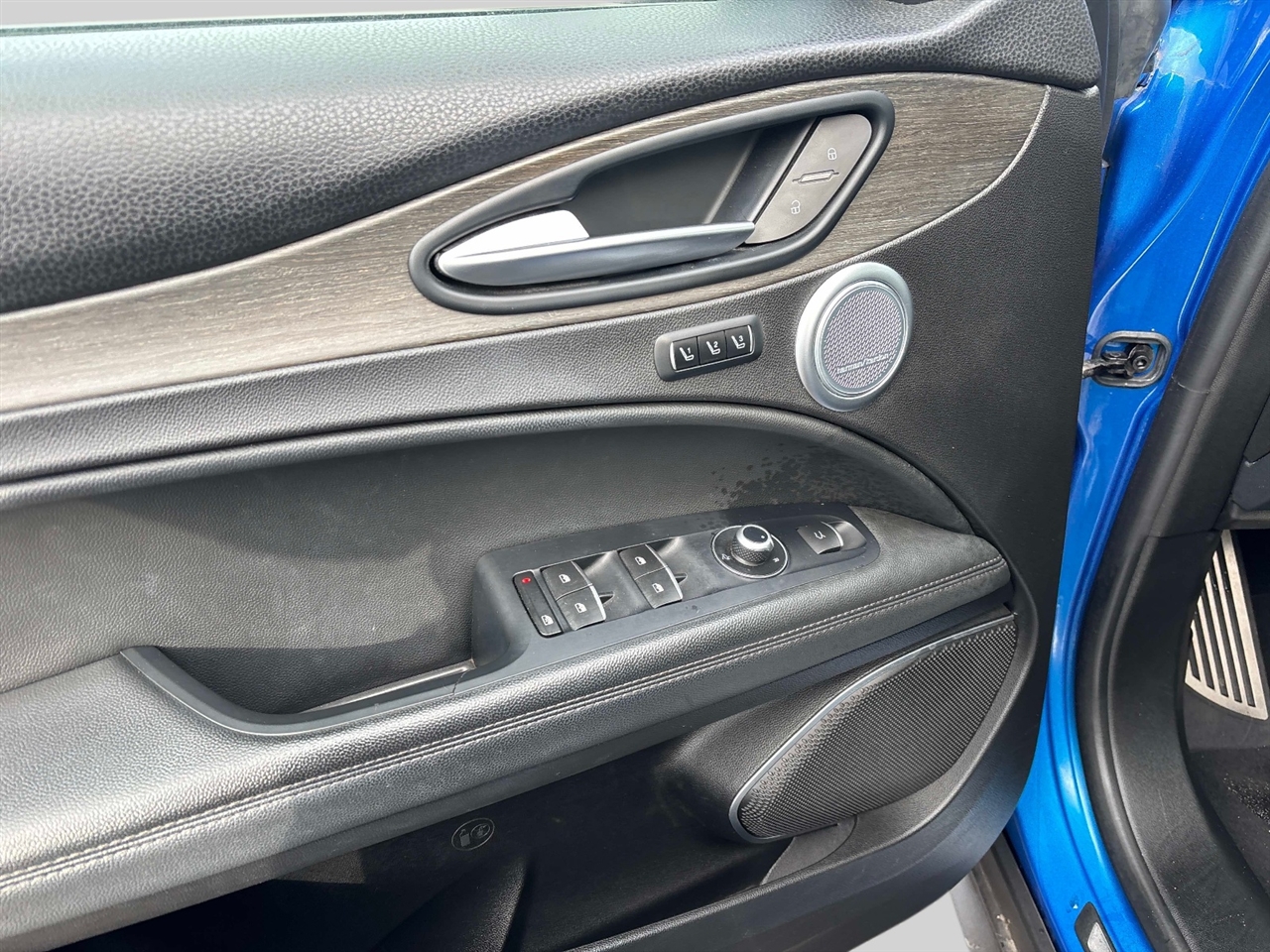 Alfa Romeo Stelvio  2018