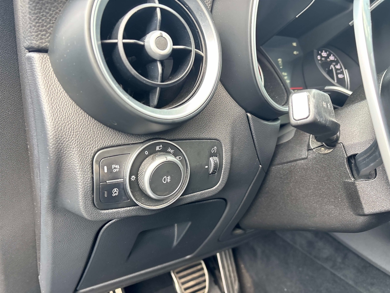 Alfa Romeo Stelvio  2018