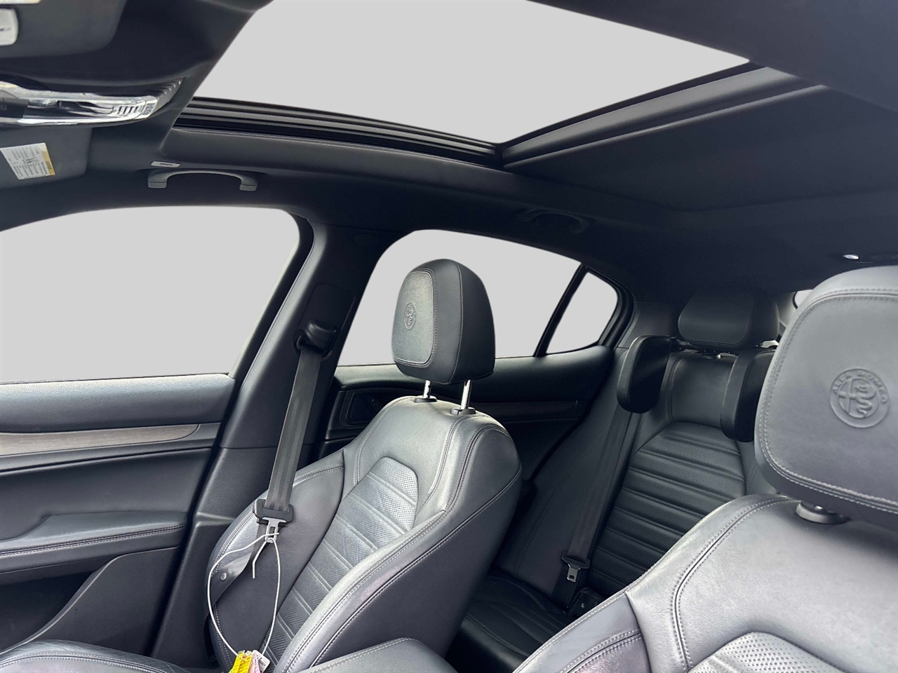 Alfa Romeo Stelvio  2018