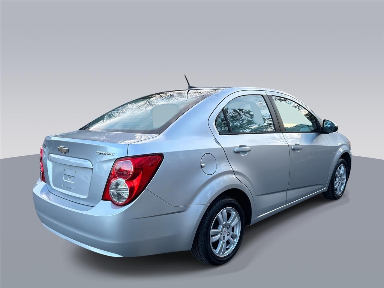 Chevrolet Sonic  2012