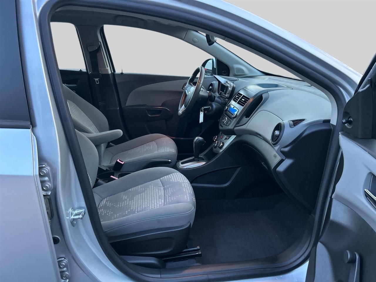 Chevrolet Sonic  2012