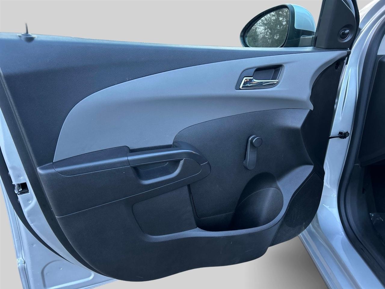 Chevrolet Sonic  2012