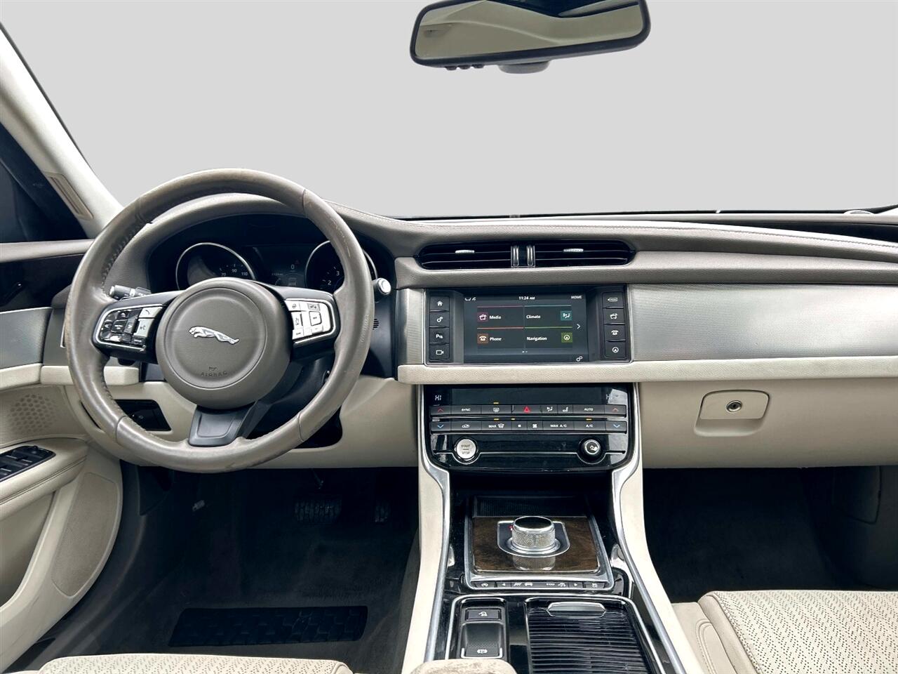 Jaguar XF-Series  2016