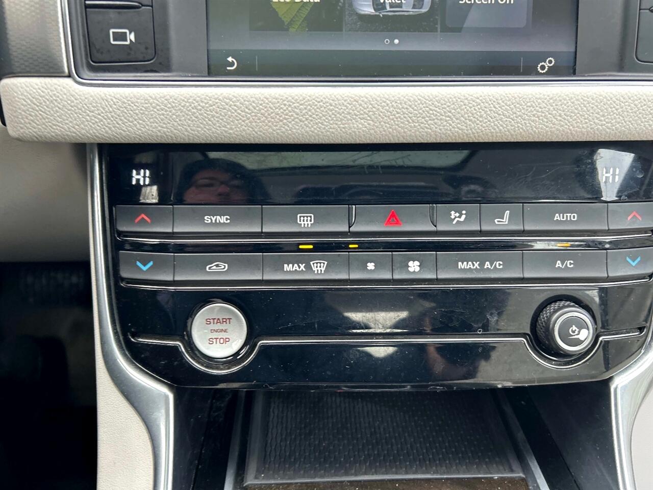 Jaguar XF-Series  2016