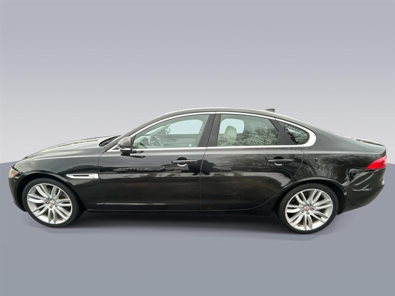 Jaguar XF-Series  2016