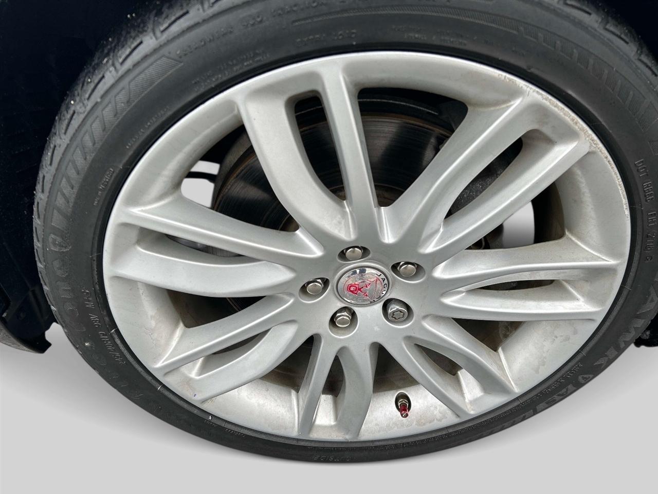 Jaguar XF-Series  2016