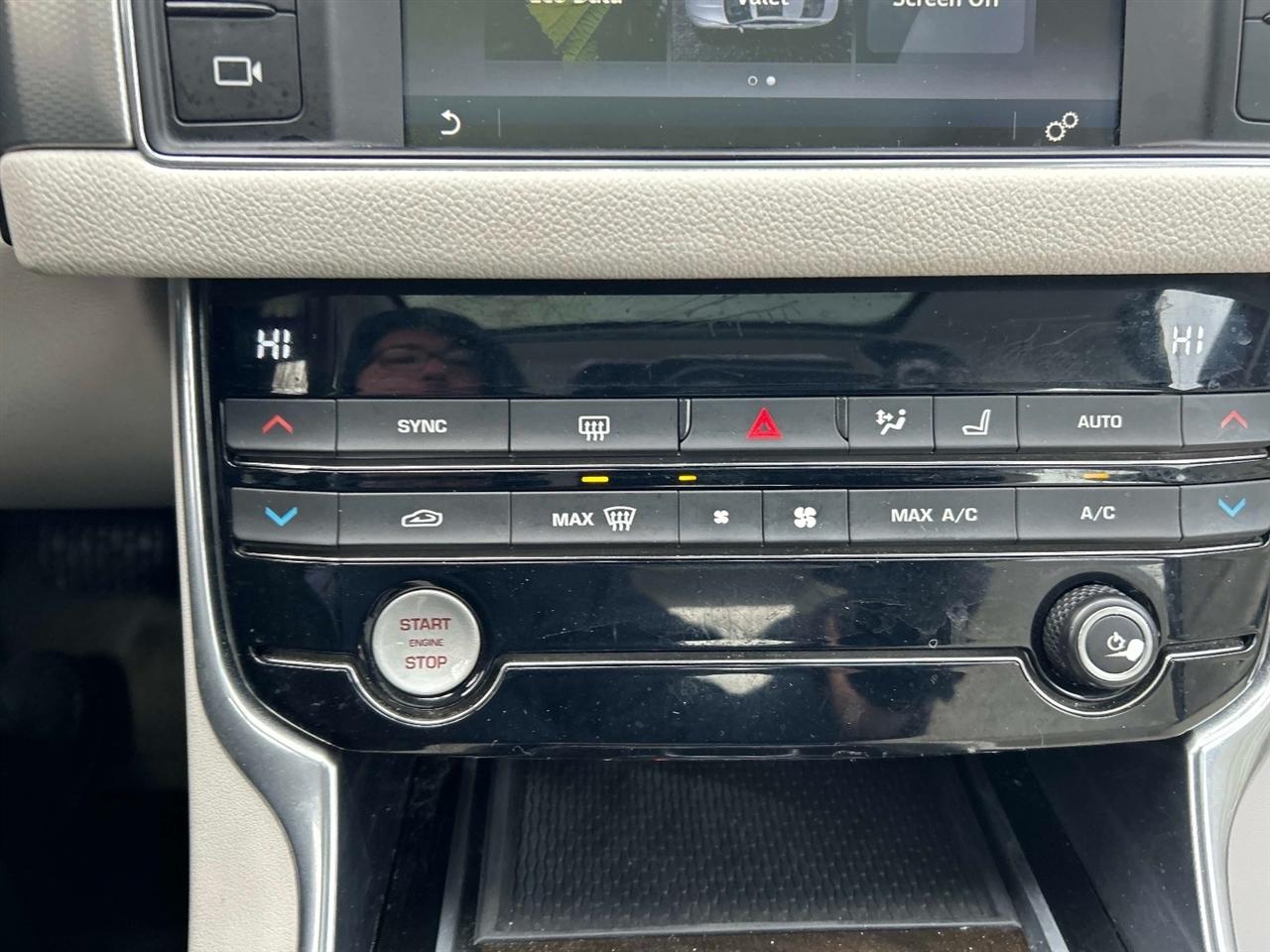 Jaguar XF-Series  2016