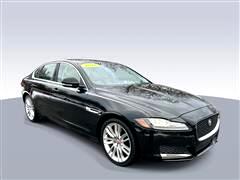 2016 Jaguar XF-Series 