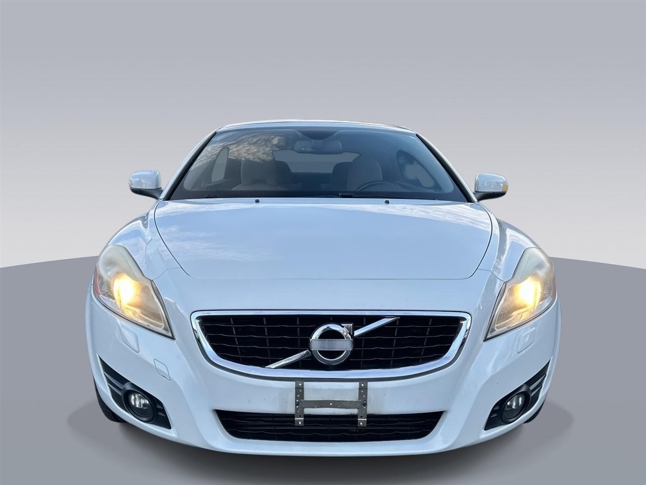 Volvo C70  2012