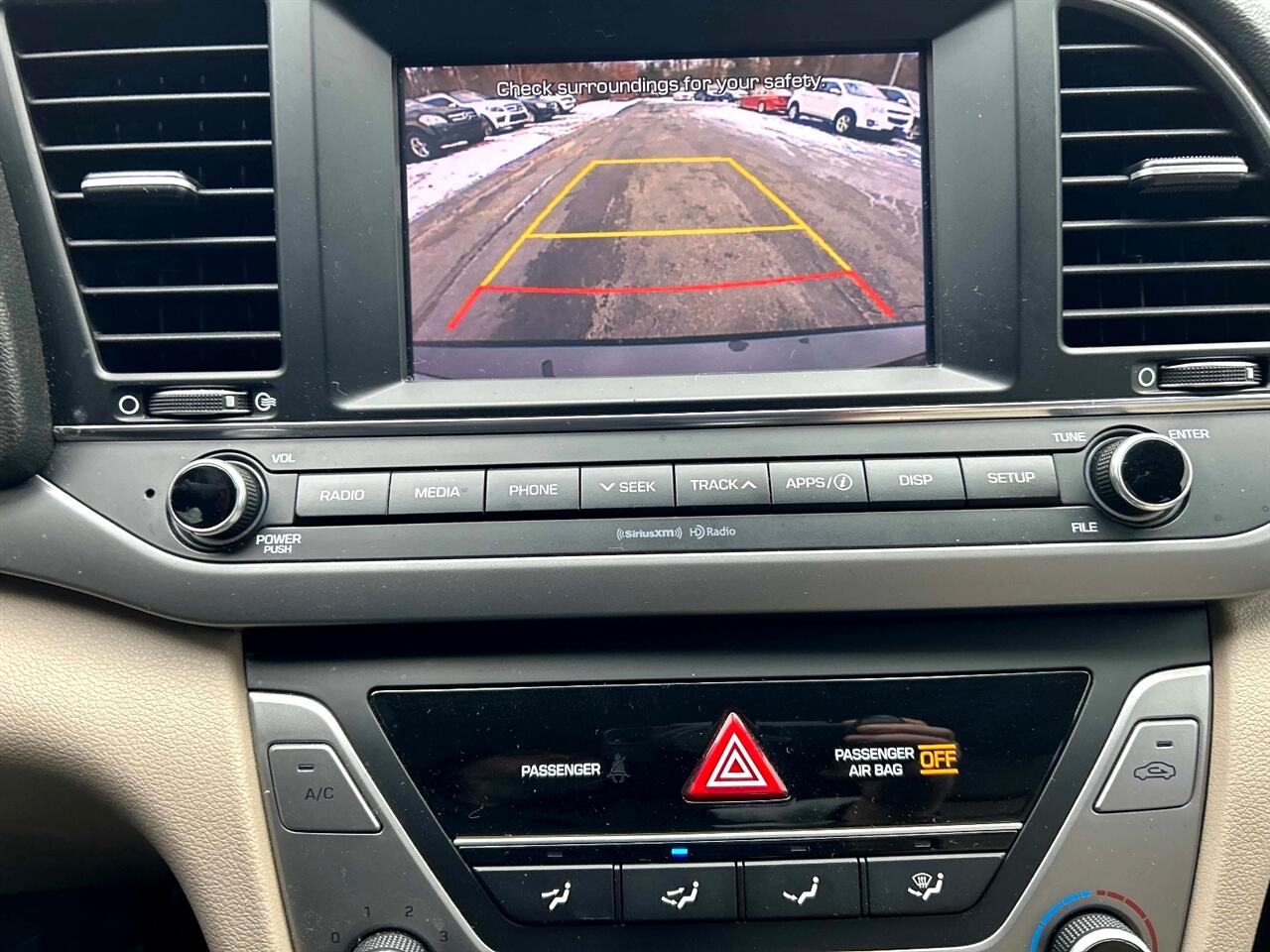 Hyundai Elantra  2017