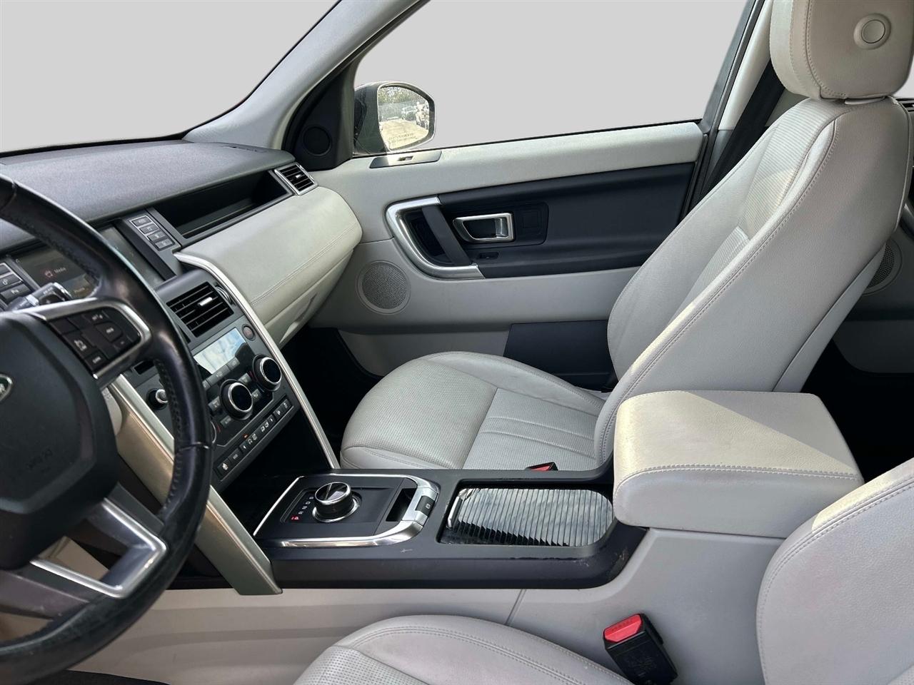 Land Rover Discovery Sport  2019