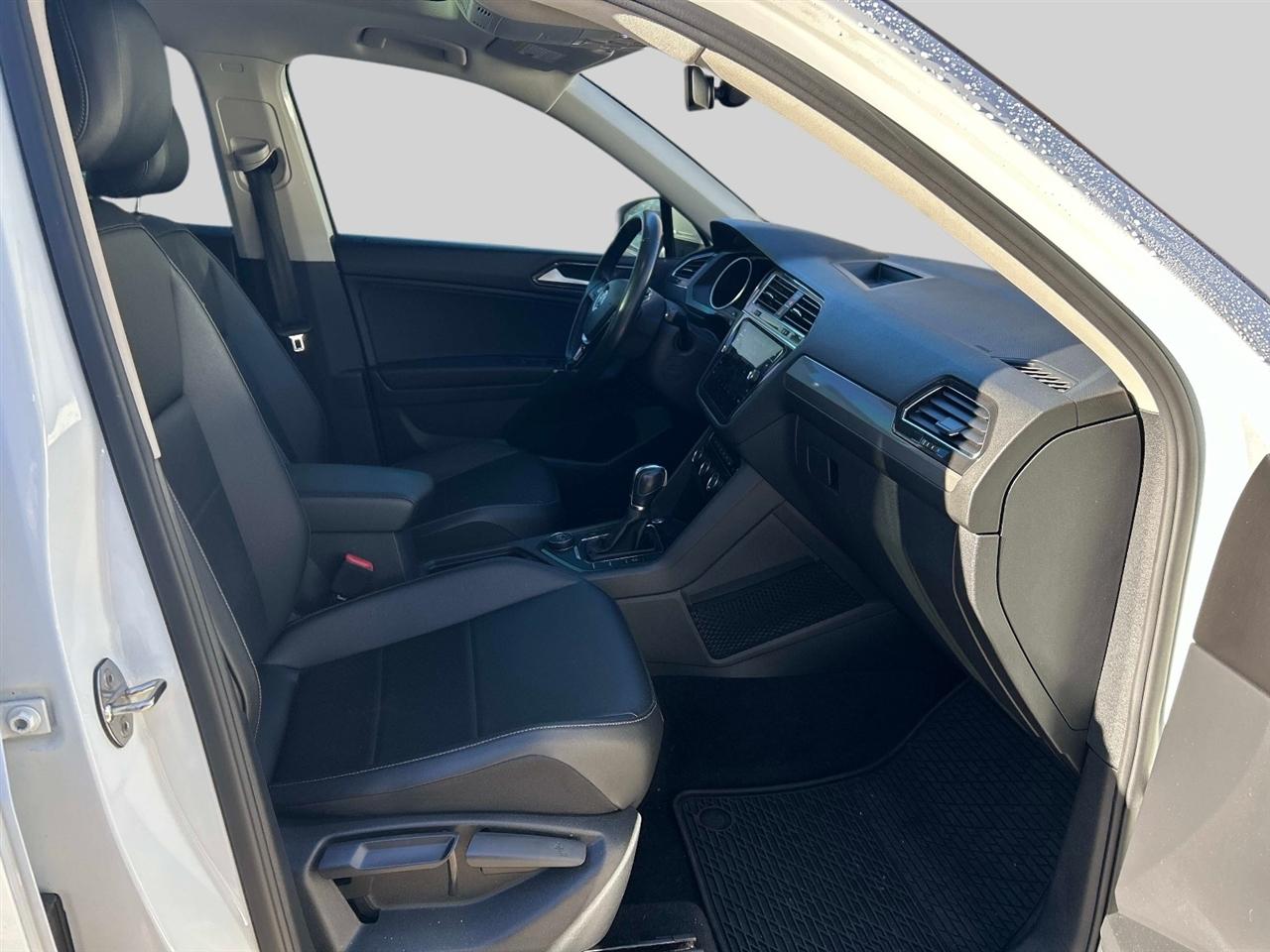 Volkswagen Tiguan 2.0T SEL 4MOTION 2018