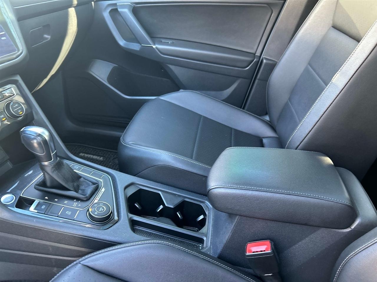 Volkswagen Tiguan 2.0T SEL 4MOTION 2018