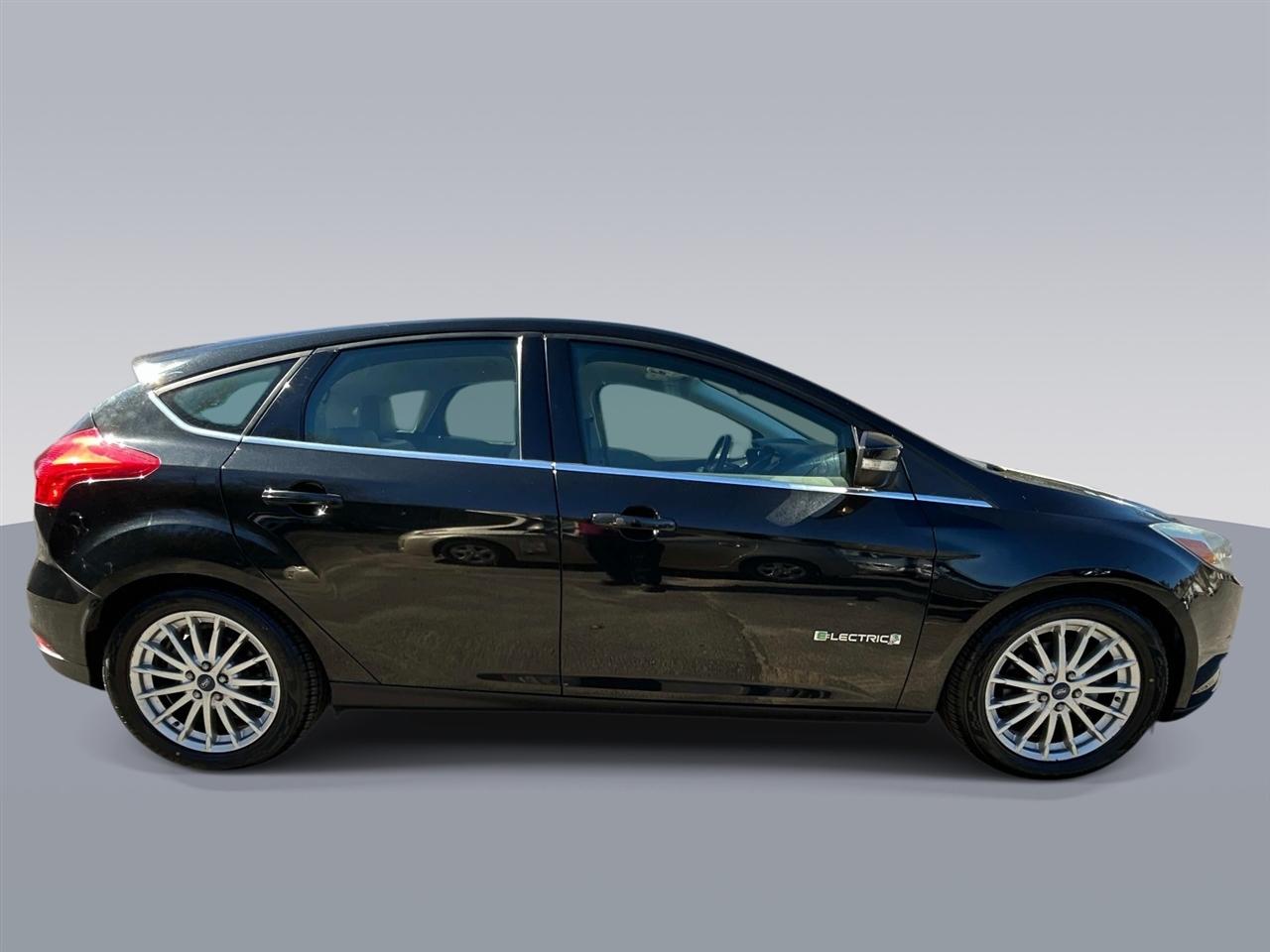 Ford Focus 5dr HB 2015