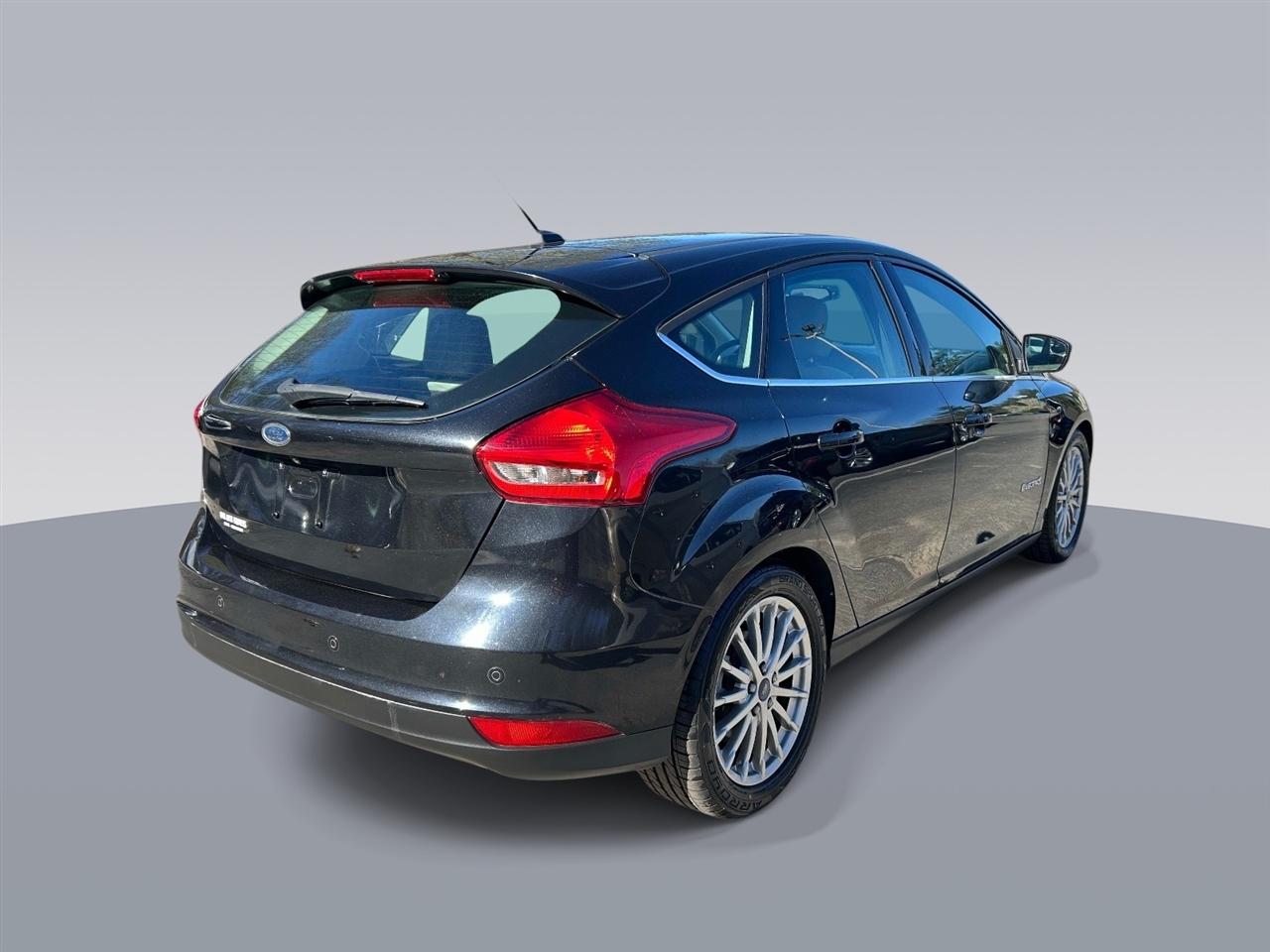 Ford Focus 5dr HB 2015