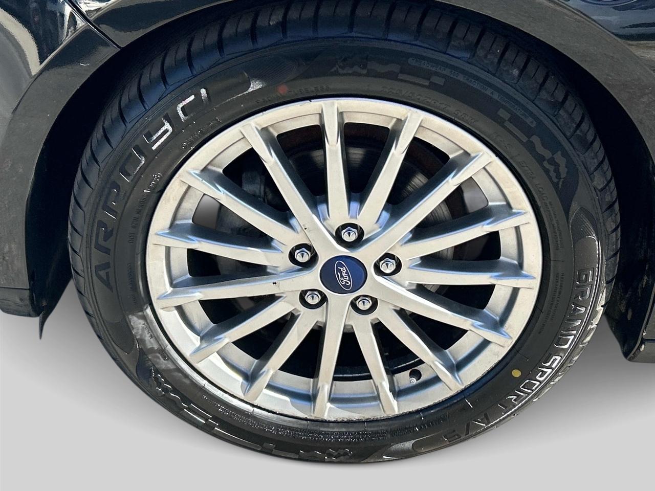 Ford Focus 5dr HB 2015