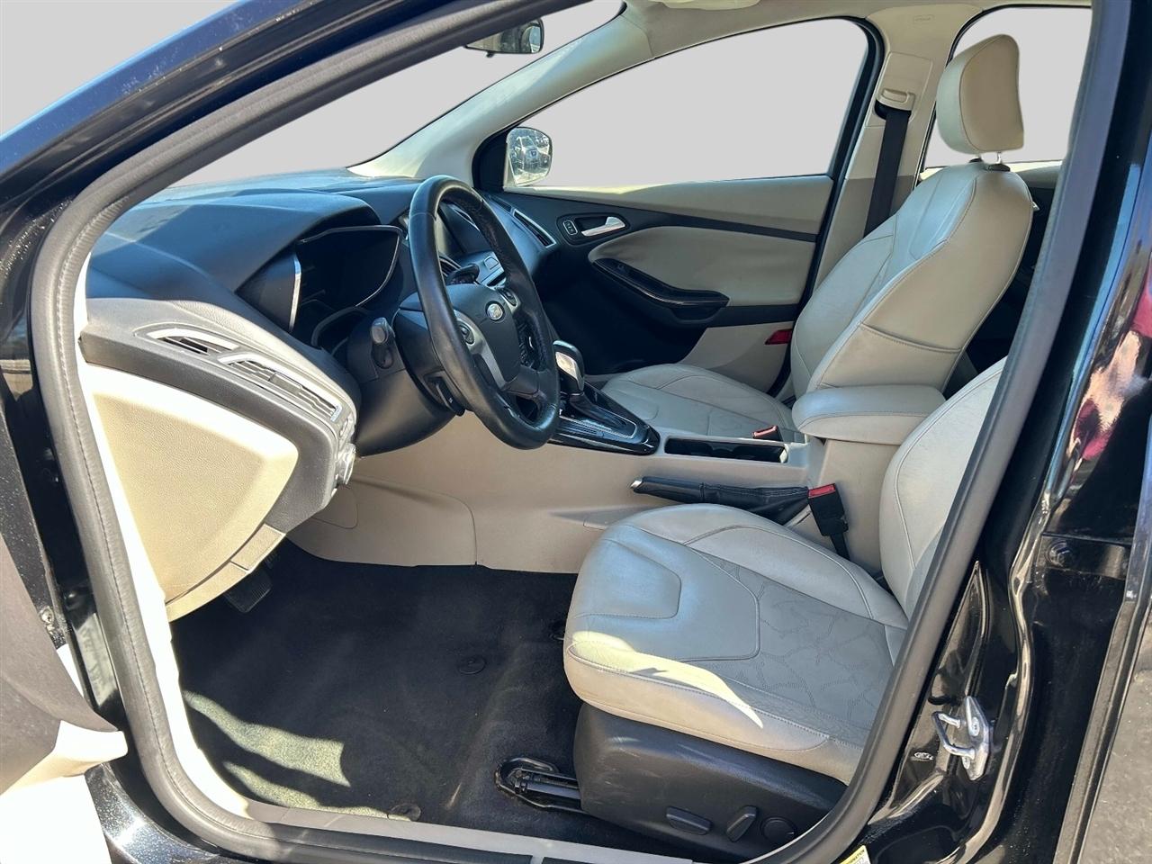 Ford Focus 5dr HB 2015