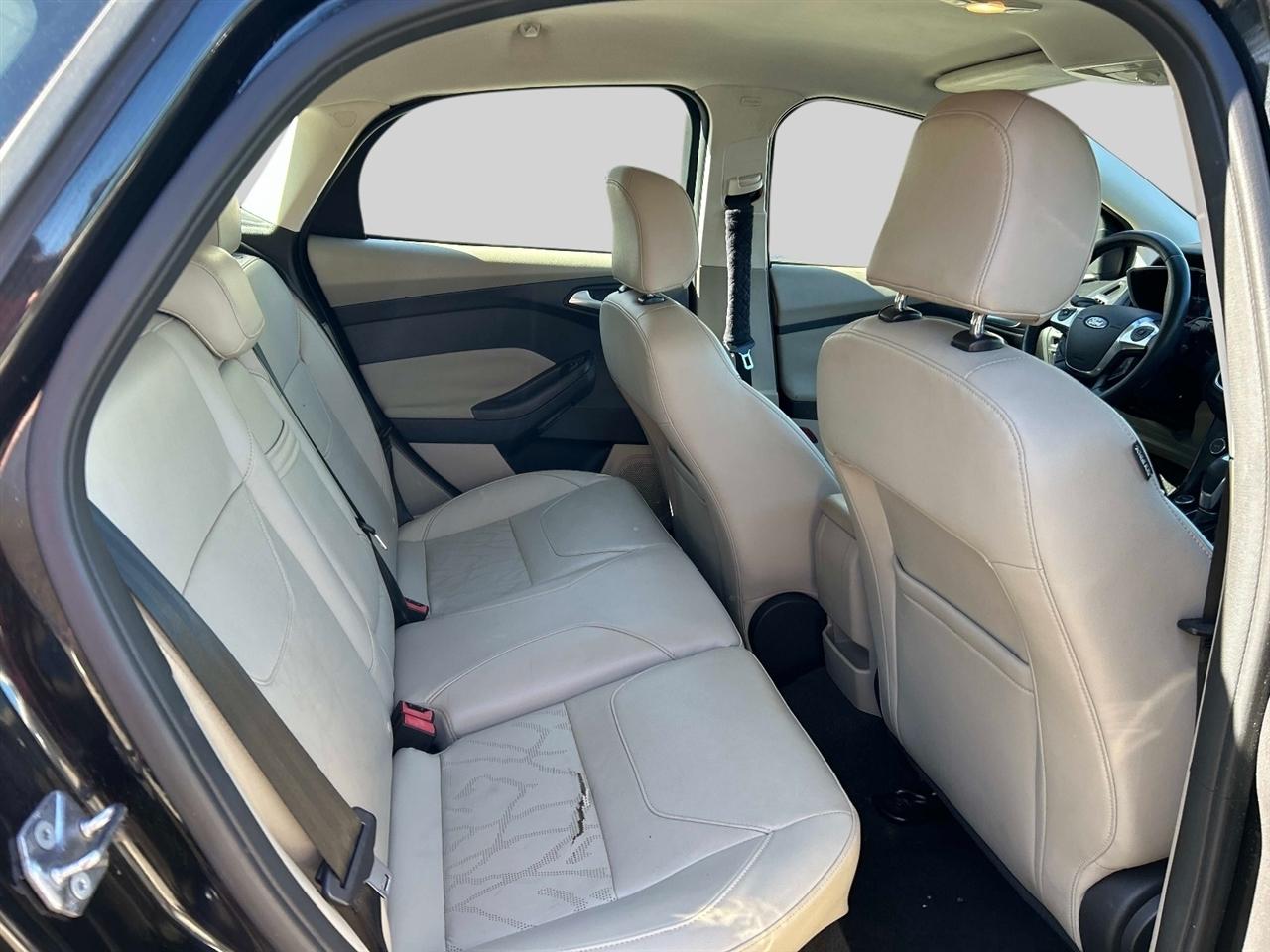 Ford Focus 5dr HB 2015
