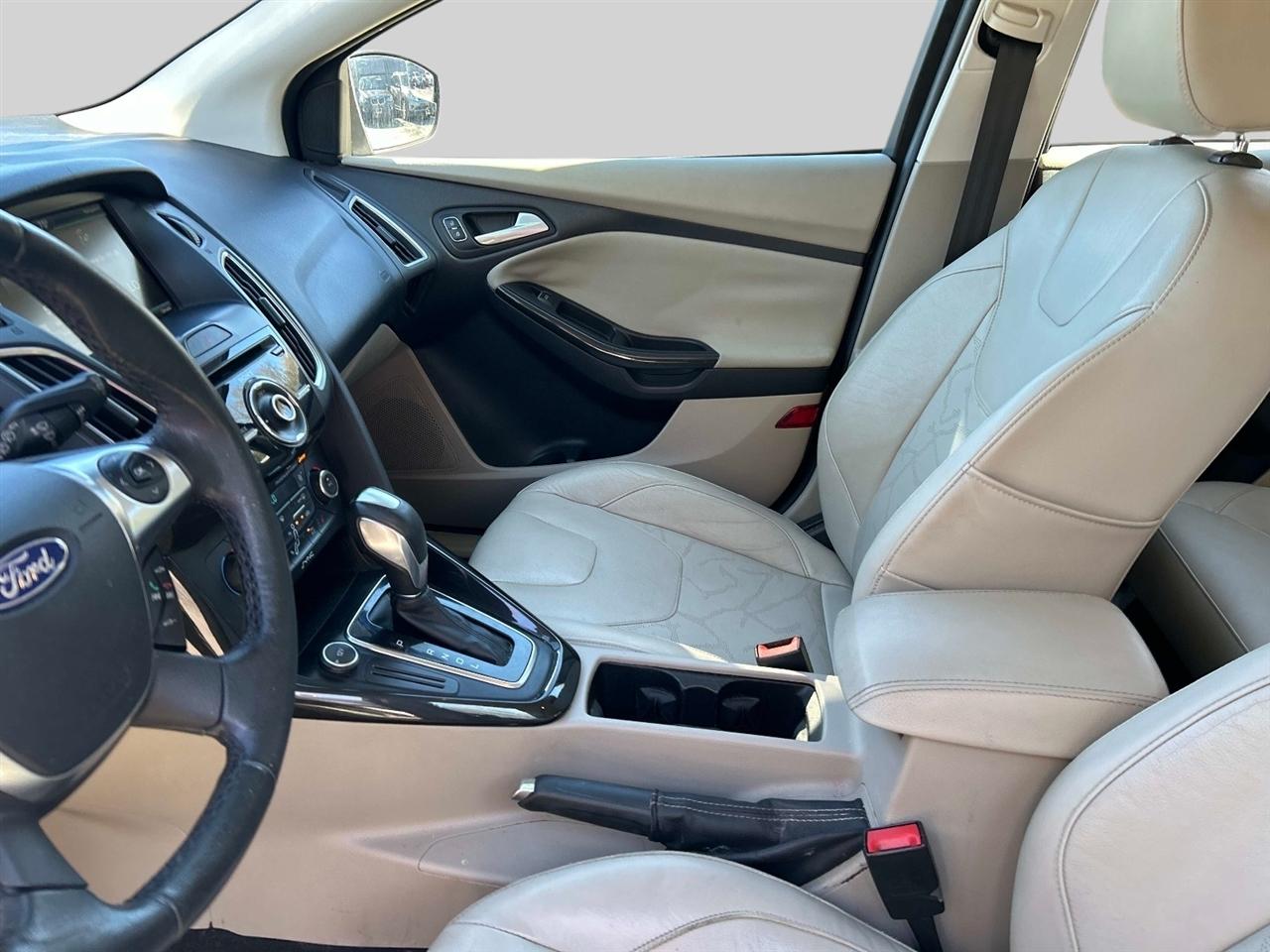 Ford Focus 5dr HB 2015