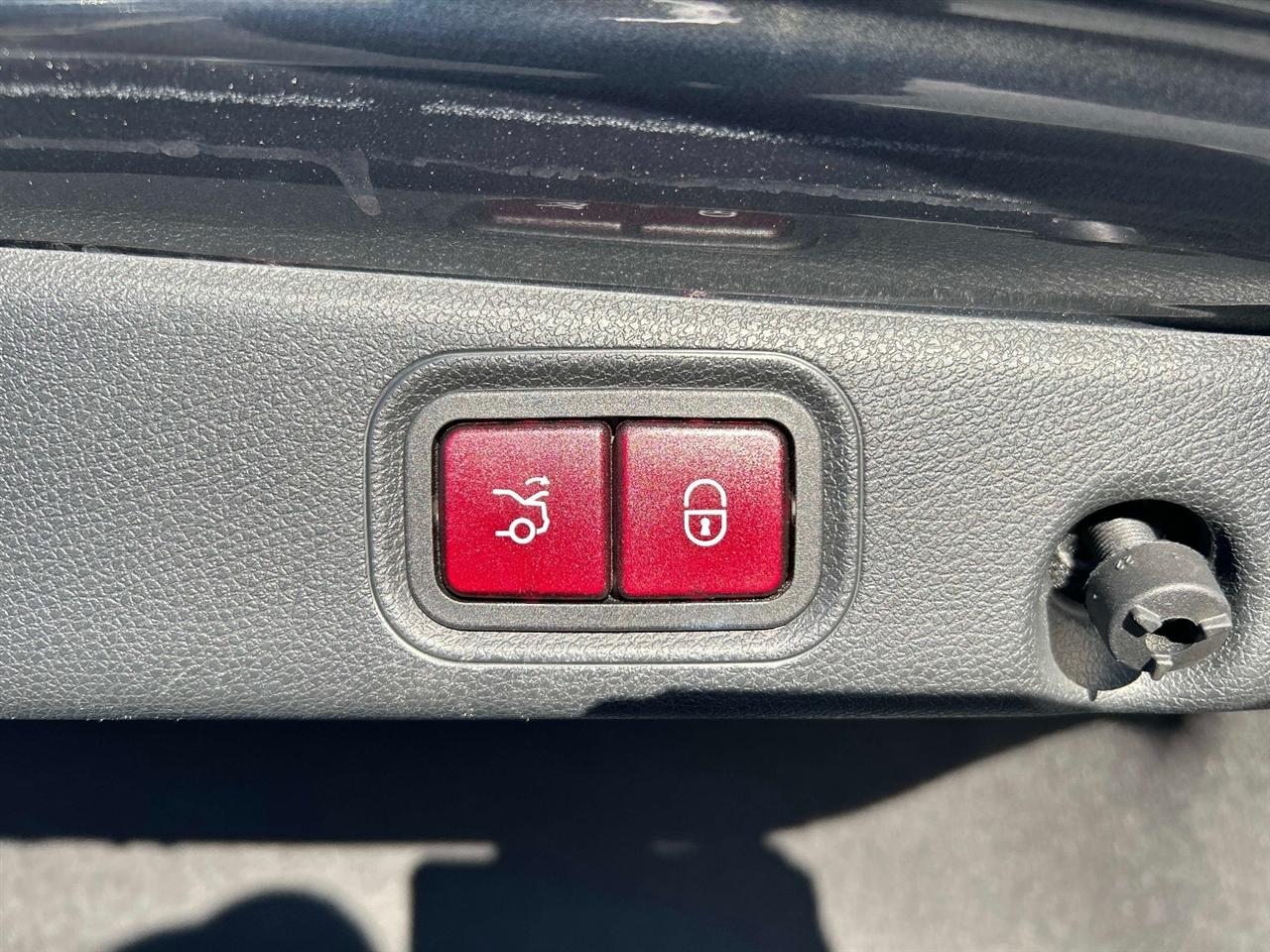 Mercedes-Benz E-Class  2017