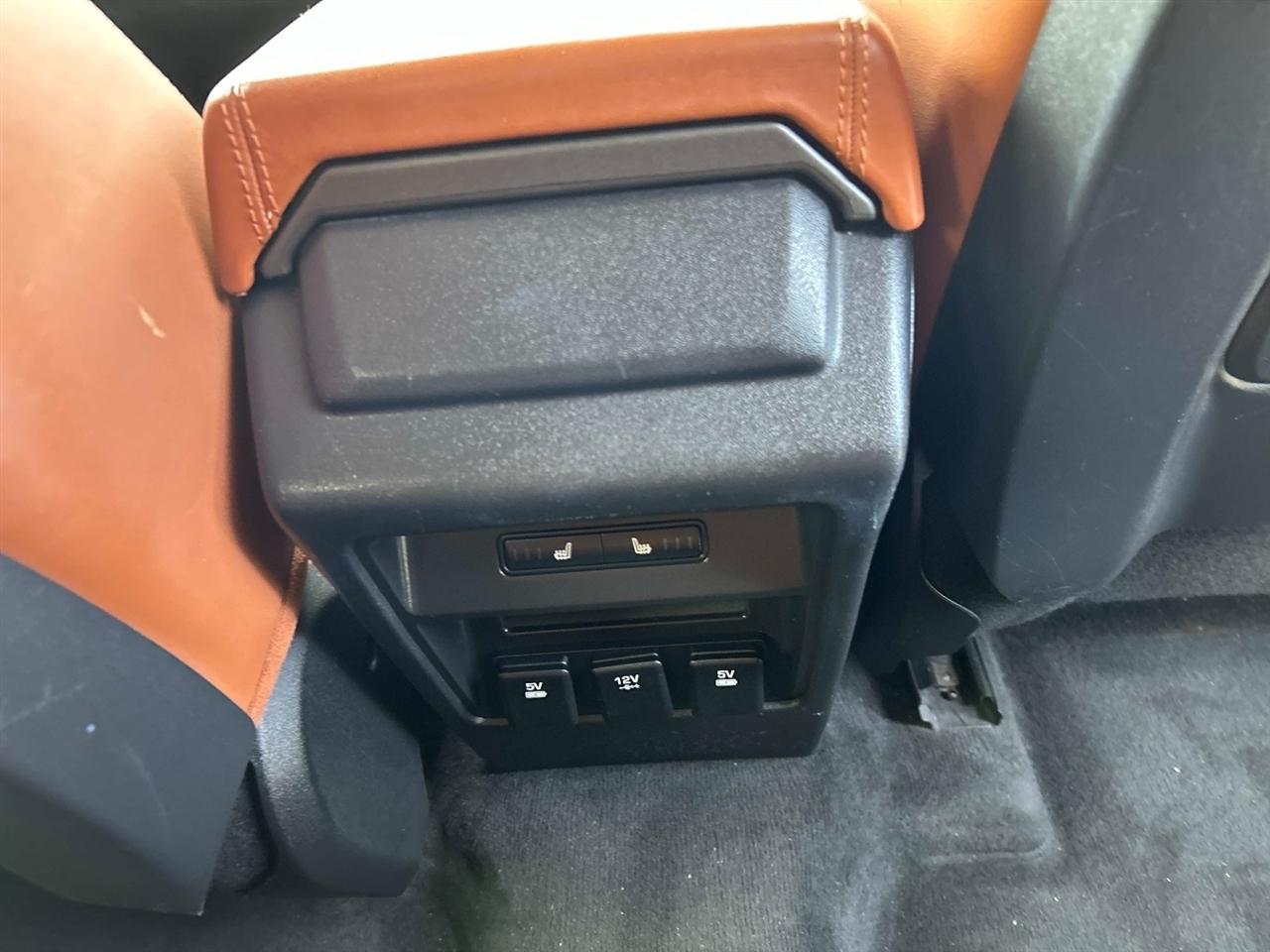 Land Rover Discovery Sport  2017