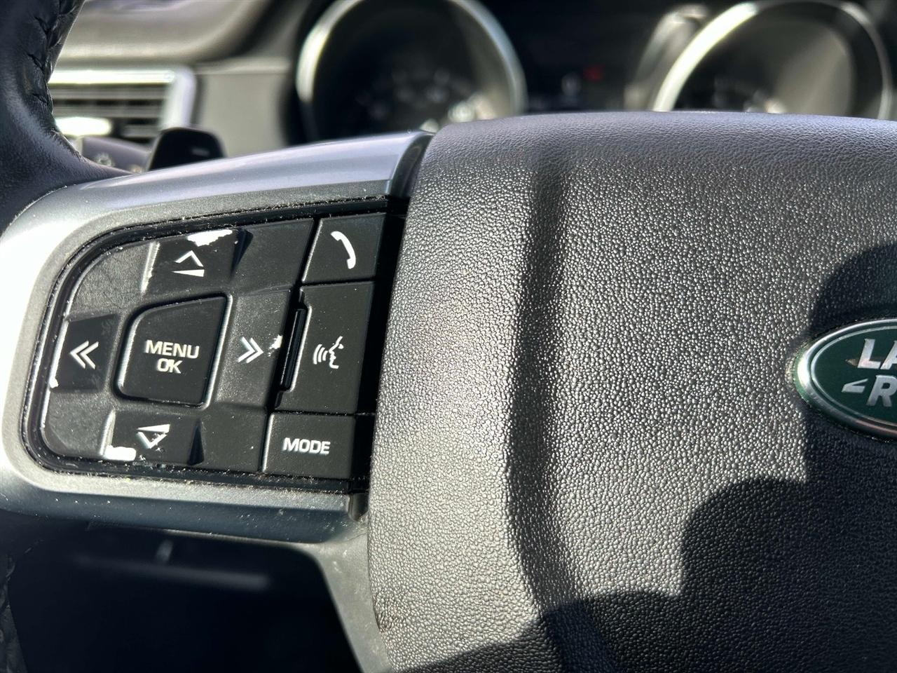 Land Rover Discovery Sport  2017