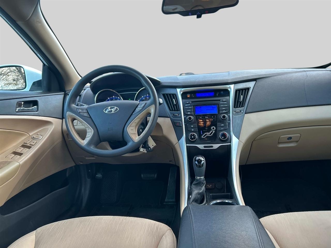 Hyundai Sonata  2013