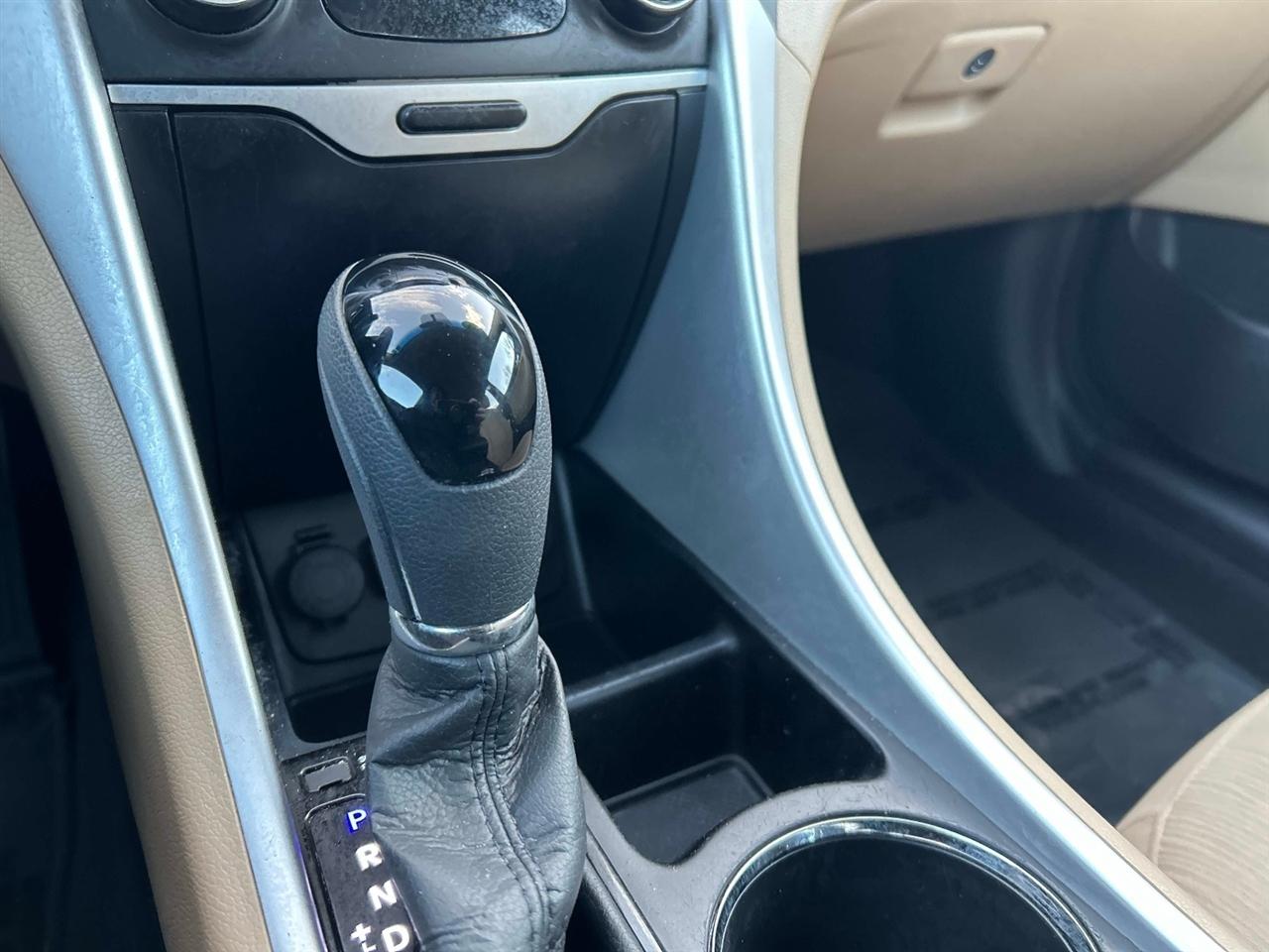 Hyundai Sonata  2013