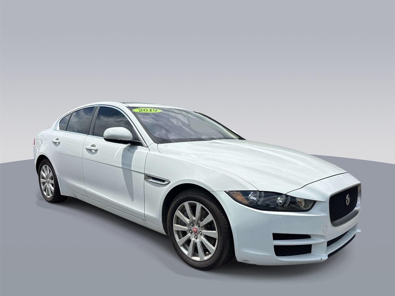 2019 Jaguar XE 25t RWD