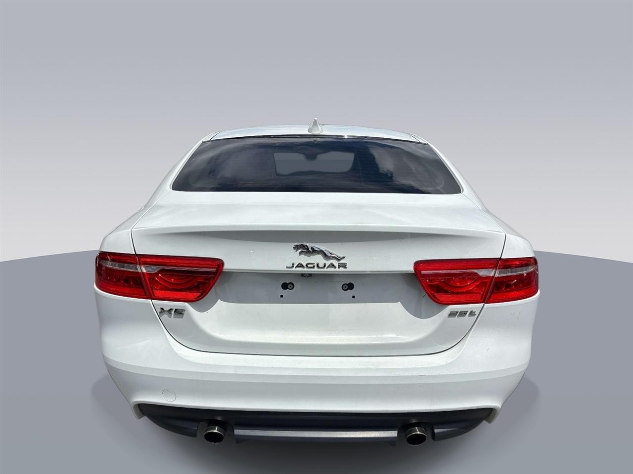 Jaguar XE 25t RWD 2019