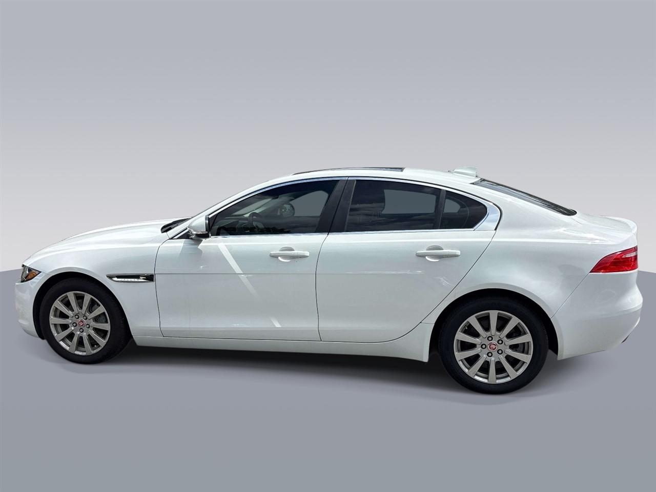 Jaguar XE 25t RWD 2019
