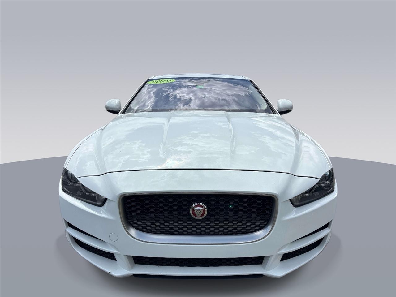 Jaguar XE 25t RWD 2019