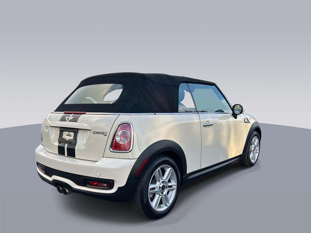MINI Cooper  2015