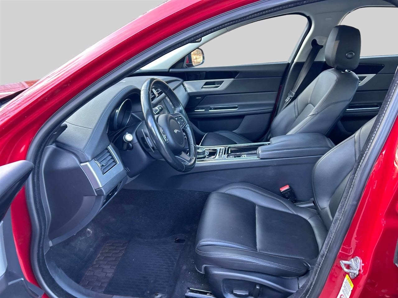 Jaguar XF-Series  2017